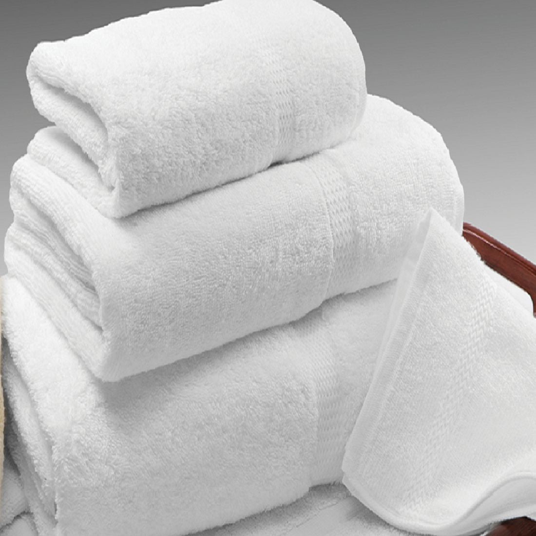 STF (Value Pack of 6) White Hotel Bath Towels Bulk 24x48 Inches - 100%  Cotton Economy Cheap Bath Towels for Commercial Uses, Gym, Salon, Spa &  Hair 